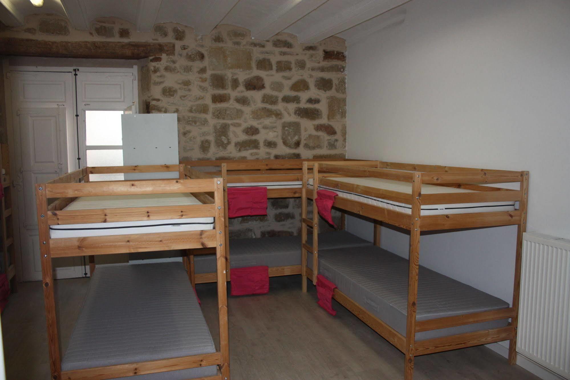 Albergue Valderrobres Auto Check-In Exterior photo