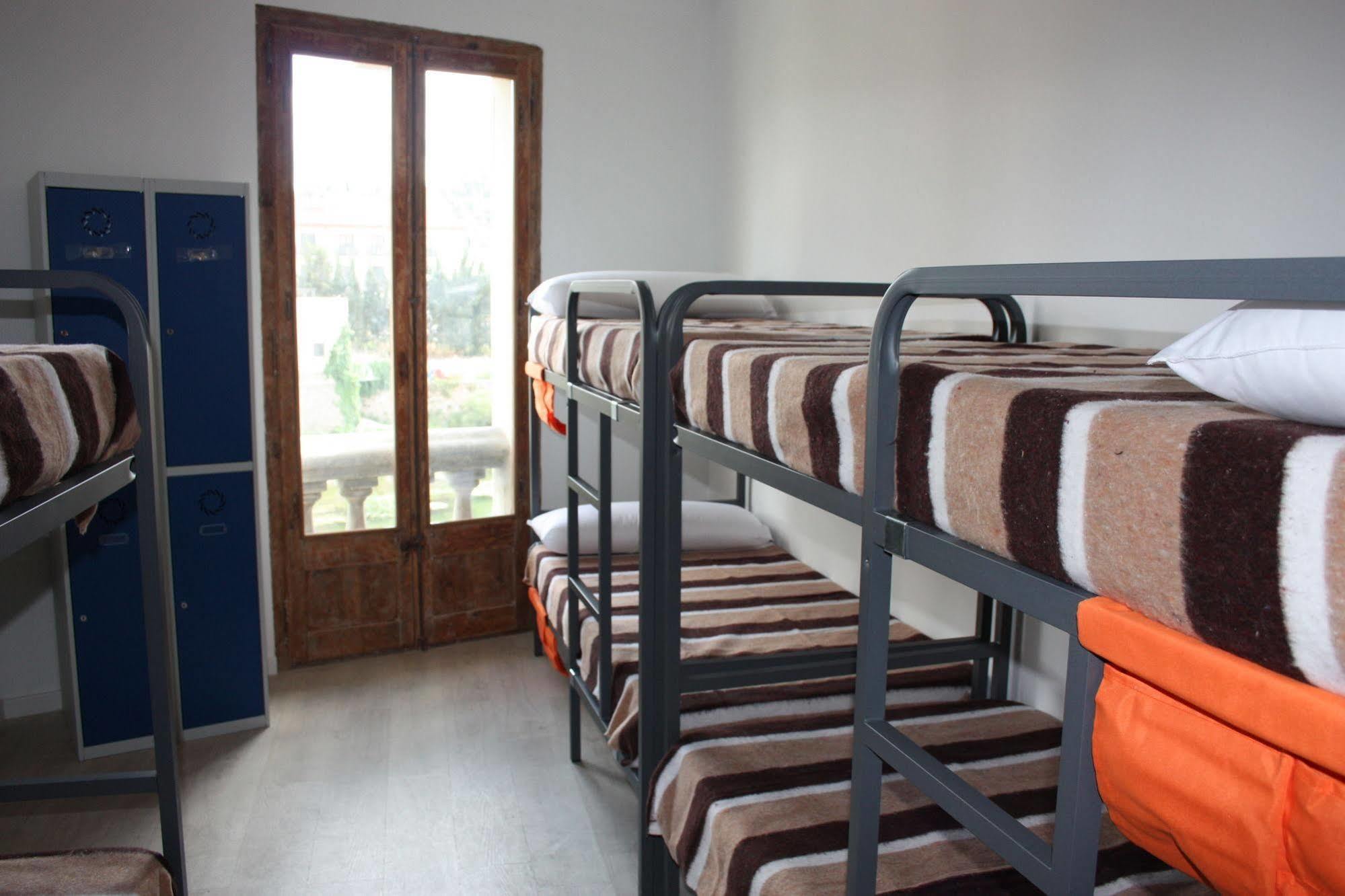 Albergue Valderrobres Auto Check-In Exterior photo